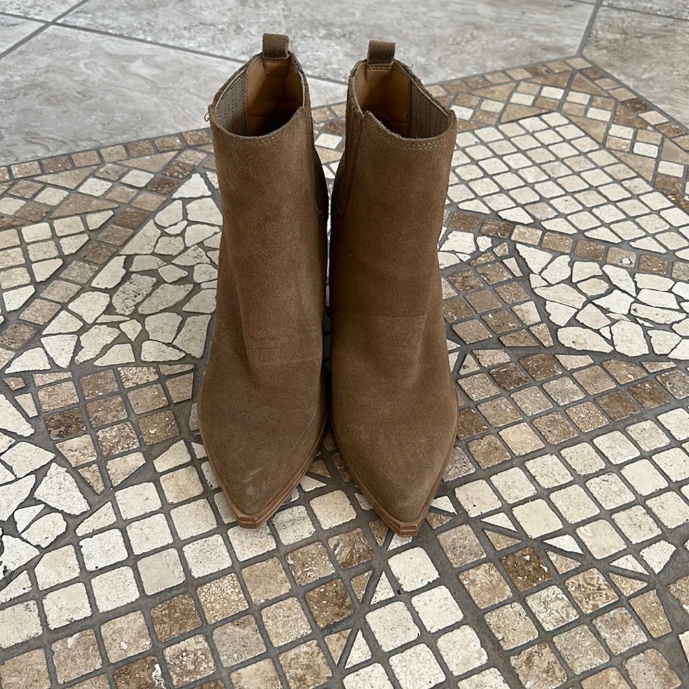 Marc Fisher LTD Oshay Pointed Toe Bootie Size 6.5